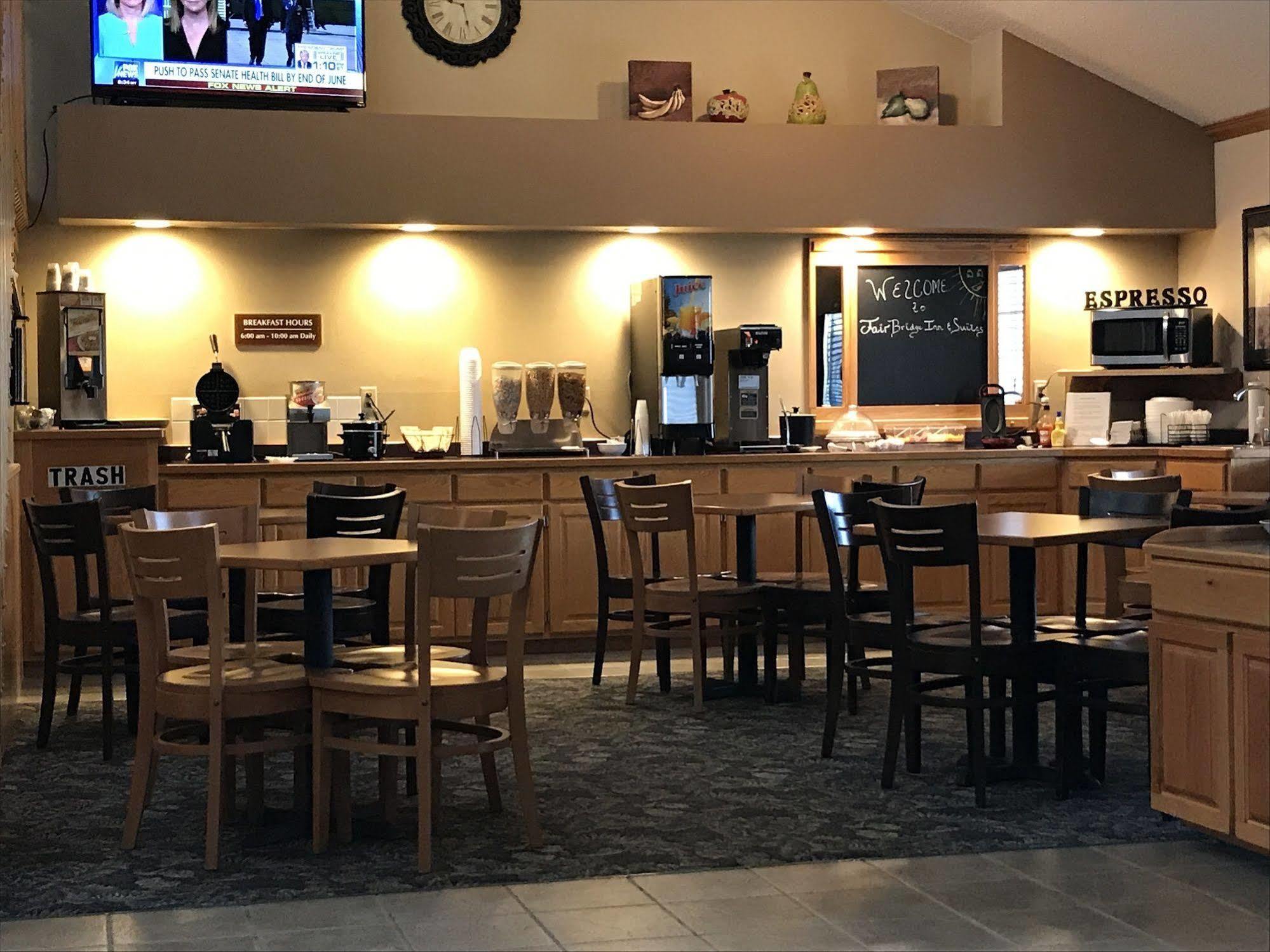 Fairbridge Inn & Suites Thorp מראה חיצוני תמונה
